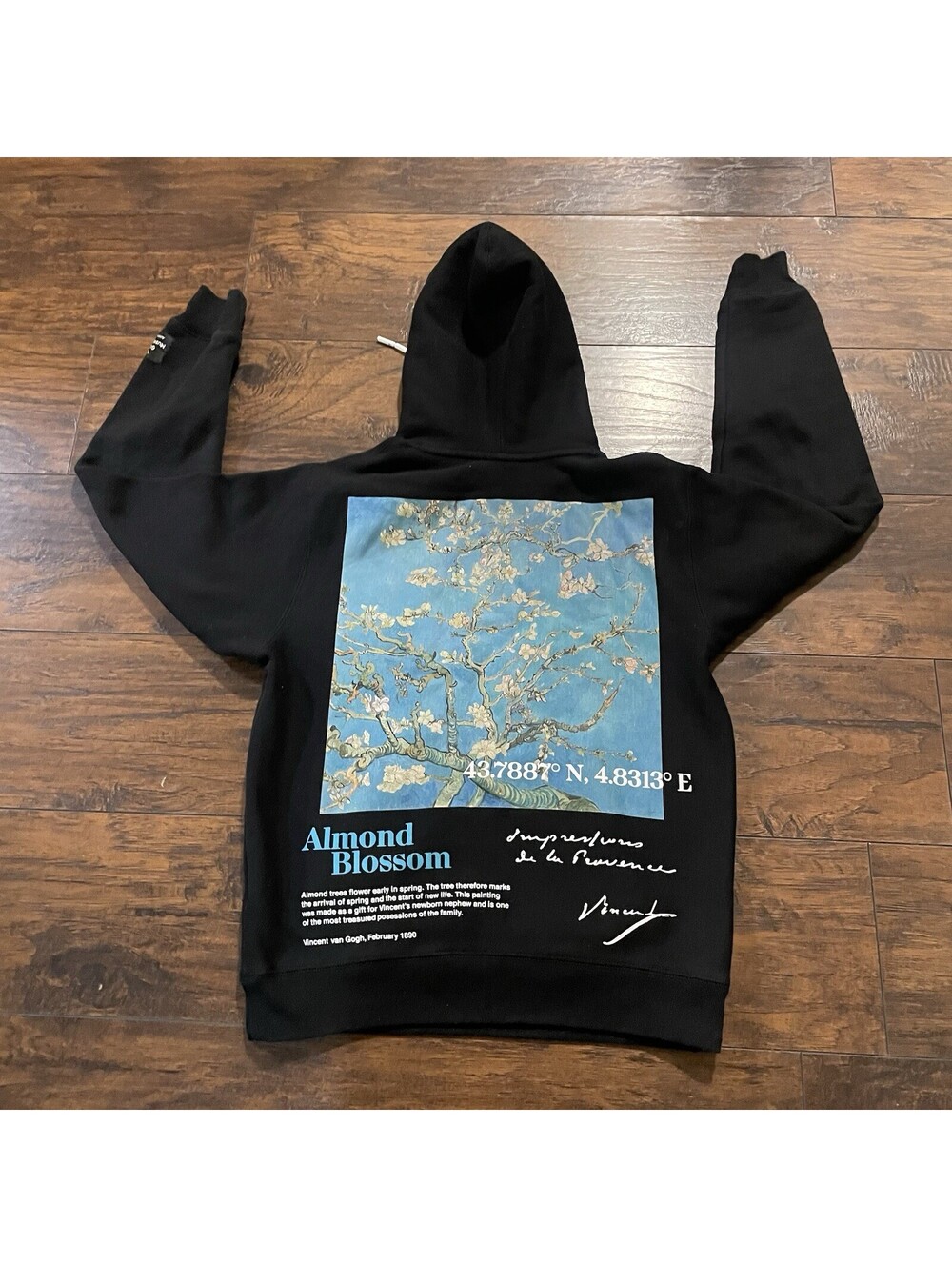 Shoe Palace x Van Gogh Museum Almond Blossom Hoodie Mens XS Cream Cotton